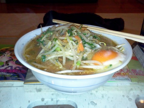 豚骨醤油ラーメン